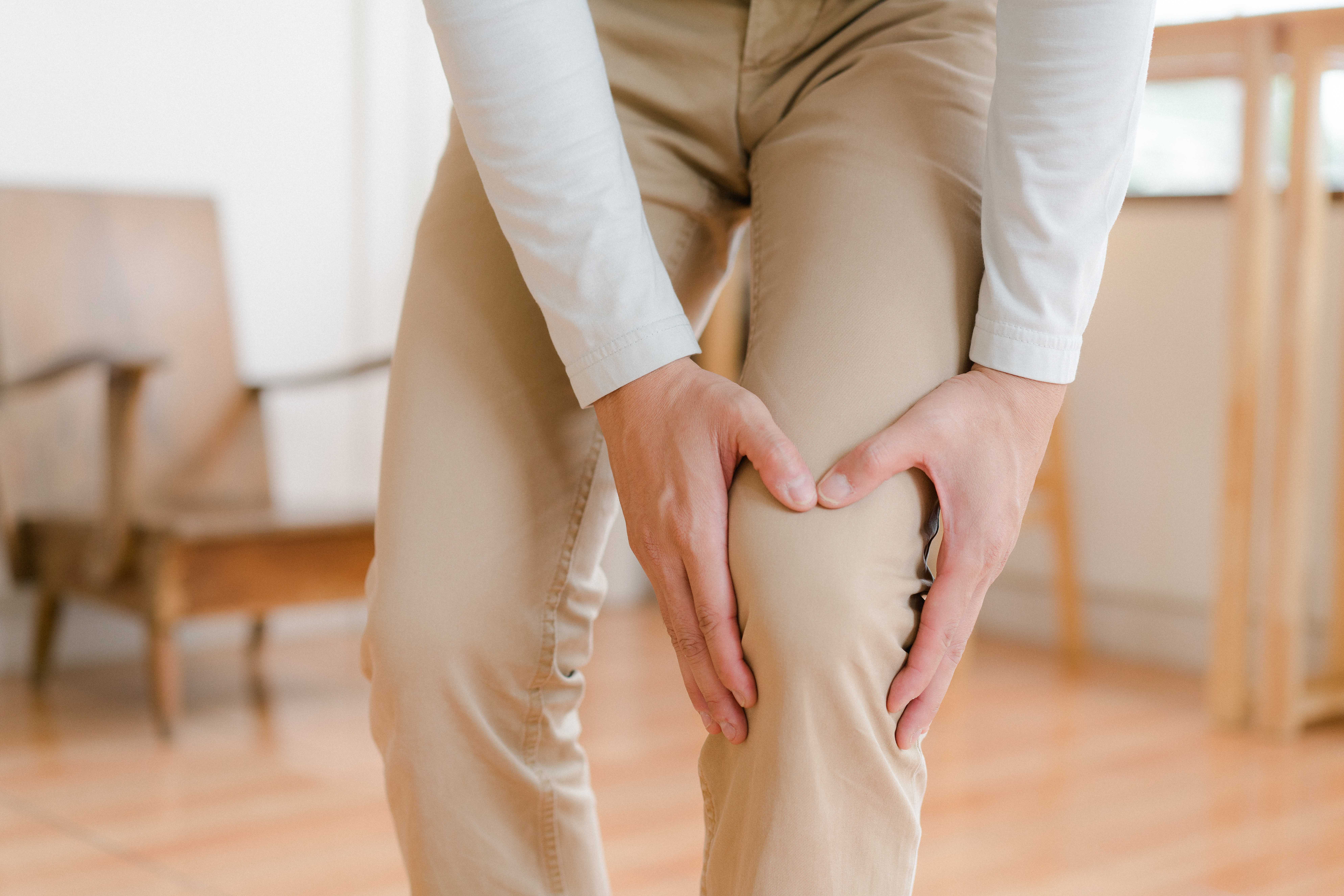 Patient consulting with a pain management doctor about chronic pain treatment in Portsmouth, NH